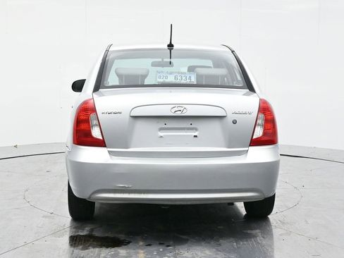 Used 2010 Hyundai Accent GLS w/ Premium Pkg 4 image 6