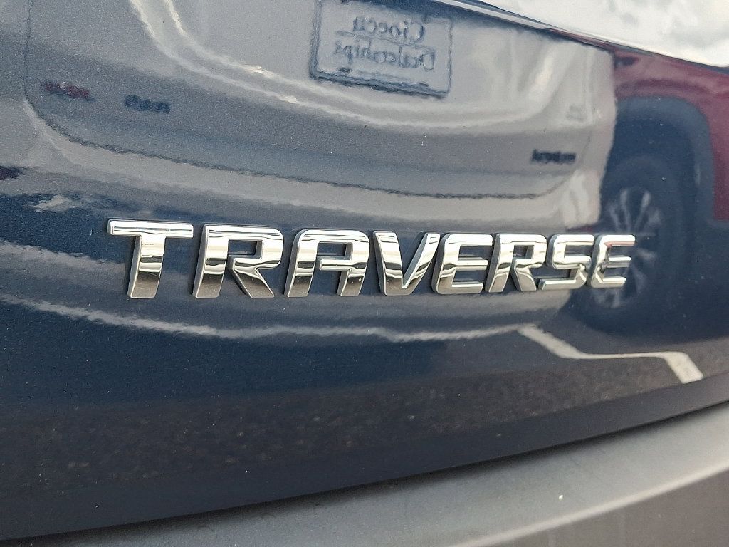 Certified 2023 Chevrolet Traverse LT FWD image 30