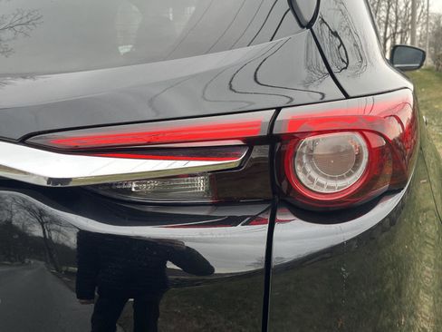 Used 2022 MAZDA CX-9 Touring w/ Touring Premium Package image 24