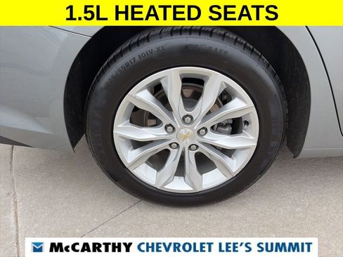 Used 2023 Chevrolet Malibu LT FWD image 16