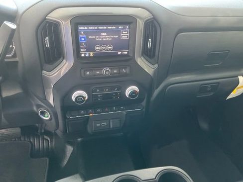 Used 2023 GMC Sierra 1500 Pro w/ Pro Value Package RWD image 12