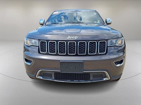 Used 2018 Jeep Grand Cherokee Limited AWD/4WD image 3