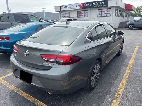 Used 2019 Buick Regal Essence w/ Driver Confidence Package I AWD/4WD image 4