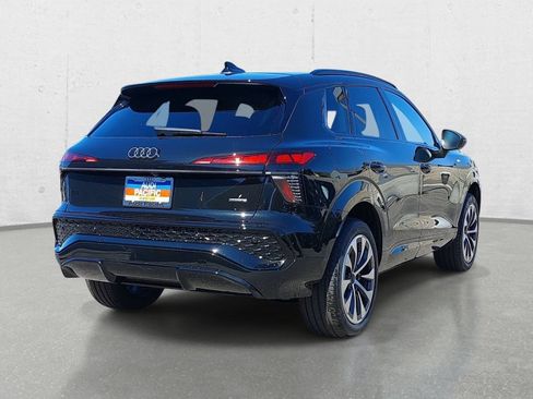 New 2026 Audi Q3 quattro 2.0T AWD/4WD image 5
