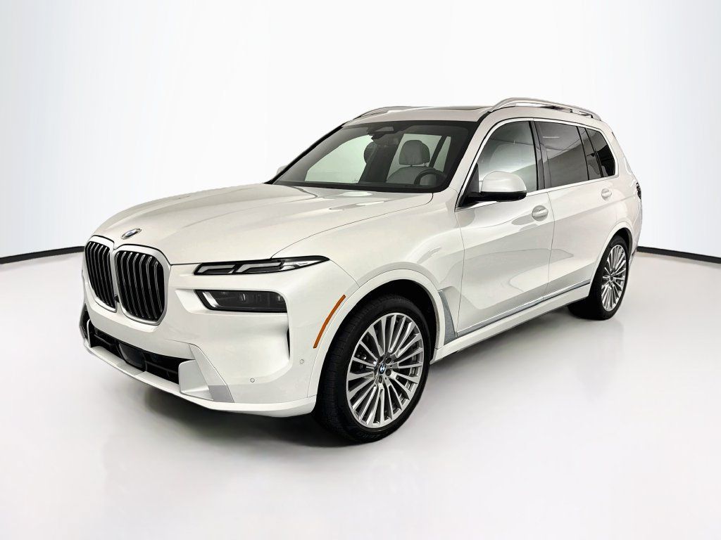 Used 2024 BMW X7 xDrive40i w/ Premium Package AWD/4WD image 1