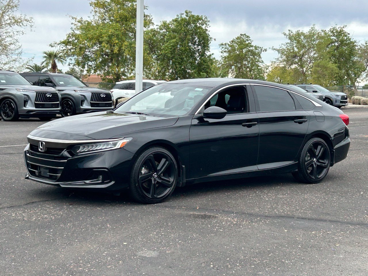 Used 2022 Honda Accord Sport image 2