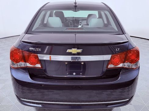Used 2015 Chevrolet Cruze LT FWD image 4