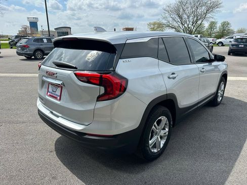 Used 2020 GMC Terrain SLE FWD image 7
