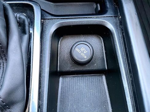 Used 2020 Volvo XC90 T5 Momentum w/ Protection Package image 31