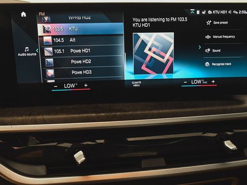 Used 2023 BMW X7 xDrive40i w/ Executive Package AWD/4WD image 24