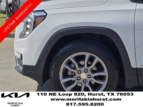 Used 2024 GMC Terrain SLT AWD/4WD image 14