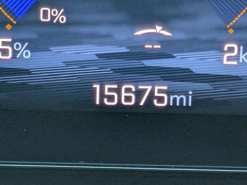 Used 2025 Chevrolet Equinox EV LT w/ Convenience Package image 32