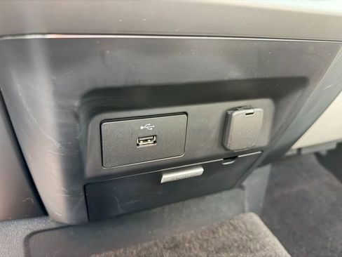 Used 2018 Ford F150 XL w/ Equipment Group 101A Mid image 19