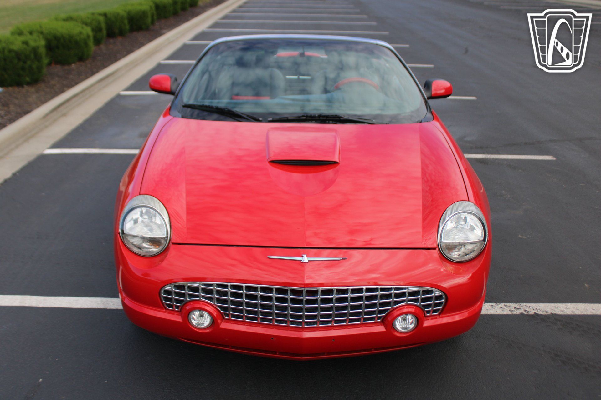 Used 2002 Ford Thunderbird RWD image 9
