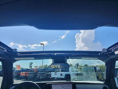 New 2025 Jeep Wrangler Sport S image 21