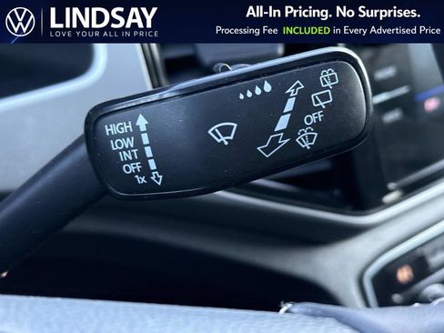 Used 2022 Volkswagen Atlas Cross Sport SE w/ Black Wheel Package image 21