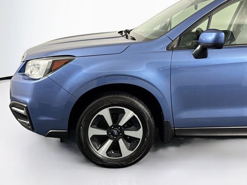 Used 2018 Subaru Forester 2.5i Premium w/ All-Weather Package AWD/4WD image 38