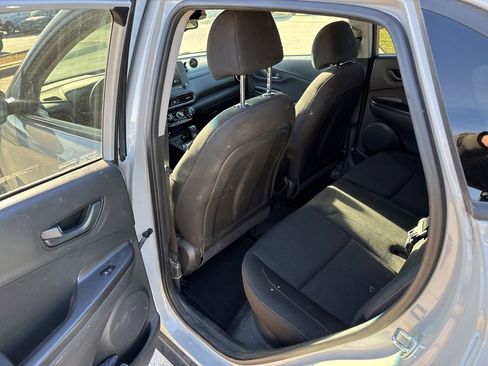 Used 2023 Hyundai Kona SEL image 7