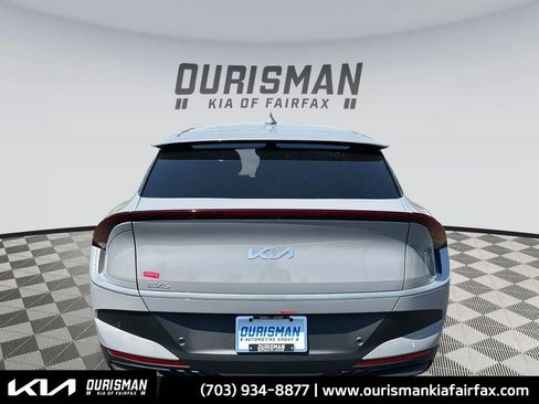 New 2025 Kia EV6 Light w/ Light LR Technology Package image 3