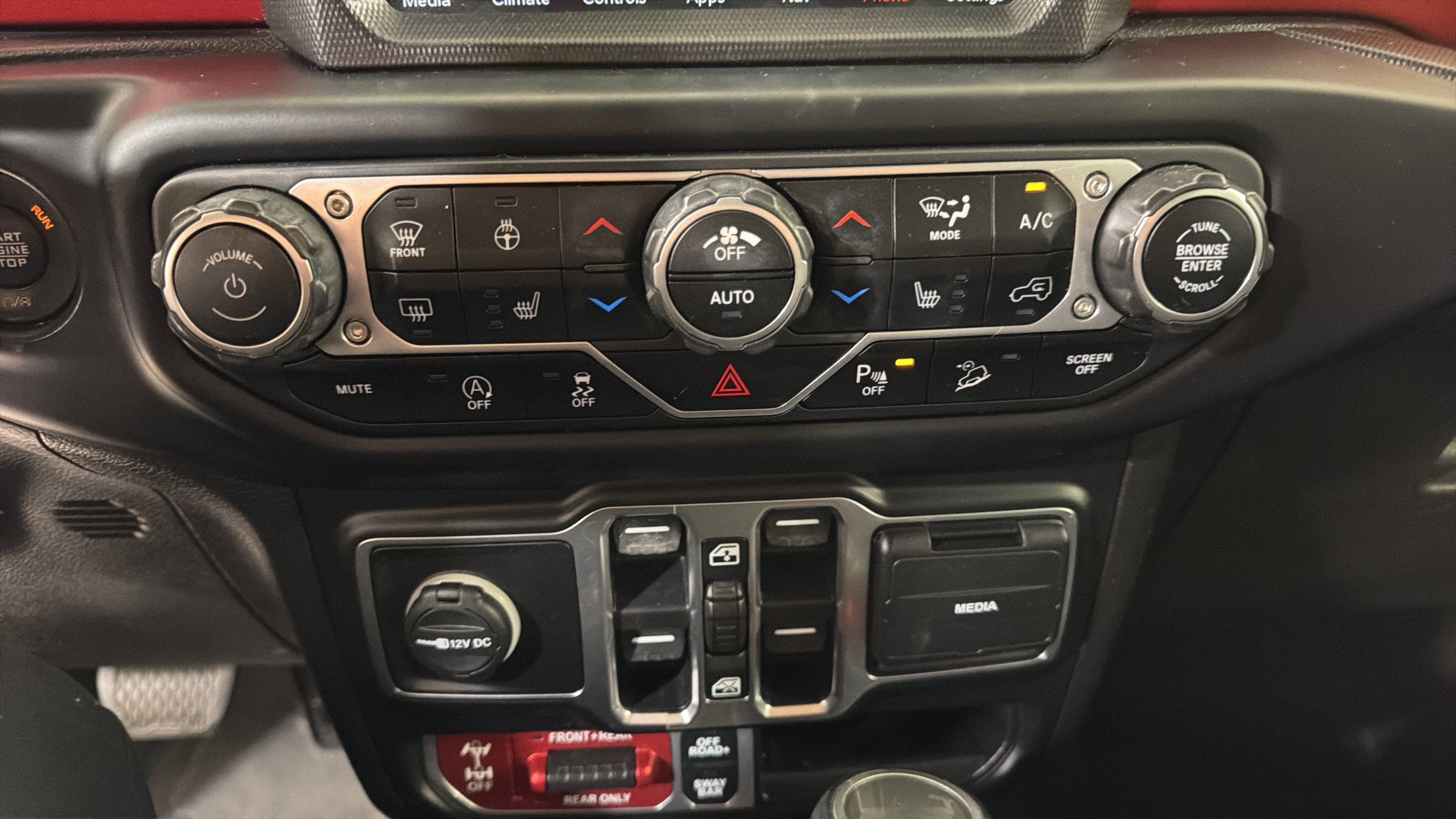 Used 2021 Jeep Wrangler Unlimited Rubicon AWD/4WD image 18