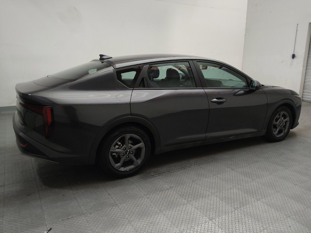 Used 2025 Kia K4 FWD image 10