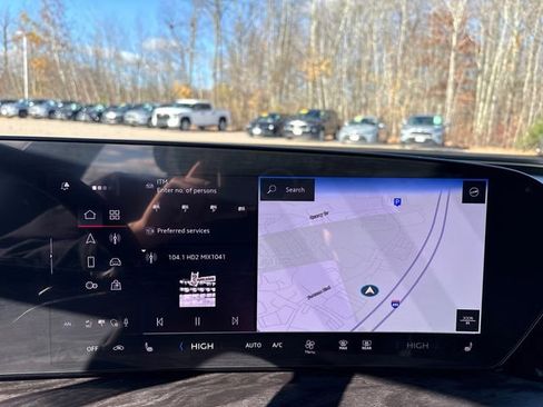 Used 2025 Audi Q5 2.0T Premium image 29