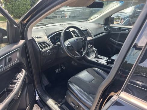 Used 2017 Ford Edge Sport w/ Equipment Group 401A AWD/4WD image 9