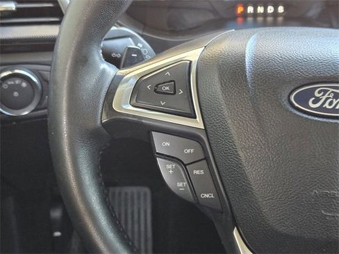 Used 2018 Ford Fusion SE w/ Equipment Group 201A image 30