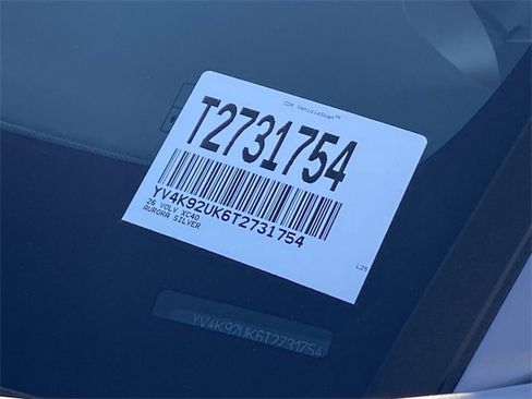 New 2026 Volvo XC40 B4 Core image 24