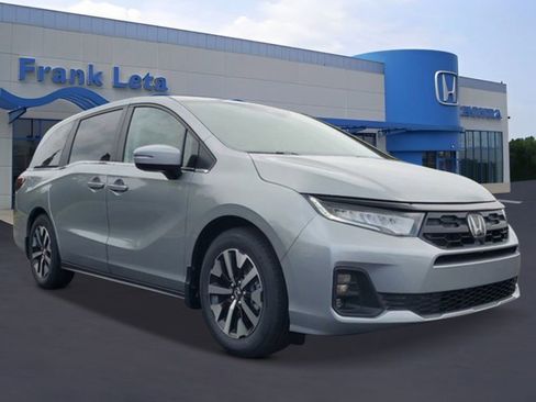 New 2026 Honda Odyssey EX-L image 5