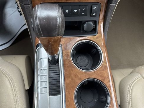 Used 2008 Buick Enclave CXL w/ Entertainment Package #3 image 26