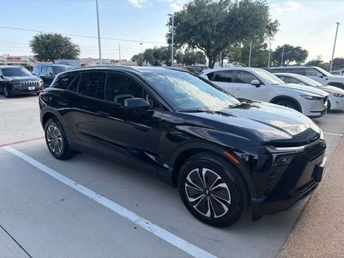 Used 2024 Chevrolet Blazer EV LT AWD/4WD image 2