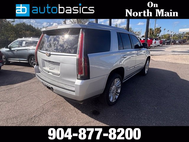 Used 2018 Cadillac Escalade Platinum RWD image 7
