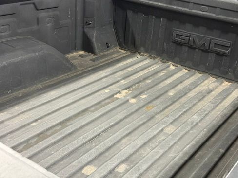 Certified 2022 GMC Sierra 1500 SLE image 18