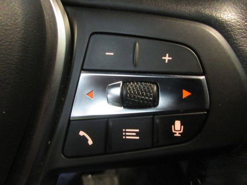 Used 2020 BMW 330i Sedan image 19