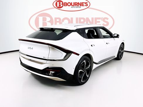 Used 2022 Kia EV6 GT-Line w/ GT-Line Suede Seat Package image 12