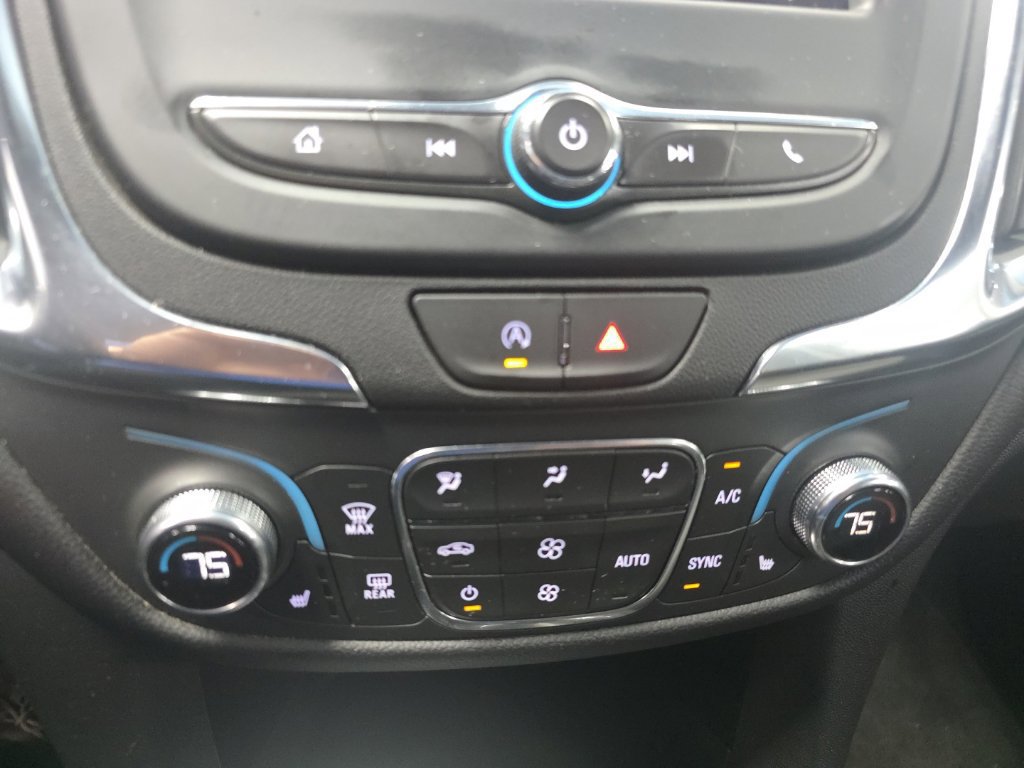 Used 2024 Chevrolet Equinox LT FWD image 16