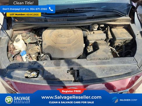 Used 2020 Kia Sedona LX image 15