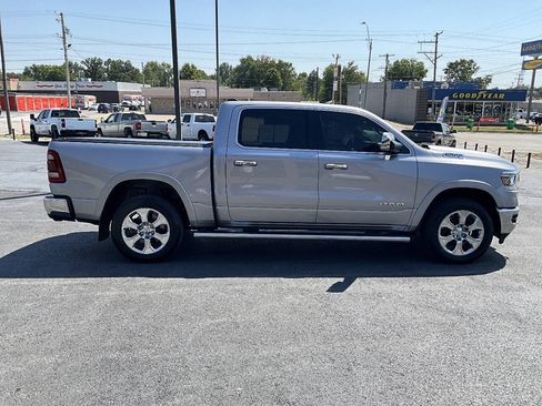 Used 2019 RAM 1500 Laramie AWD/4WD image 7