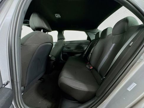 New 2026 Hyundai Elantra Sport FWD image 37