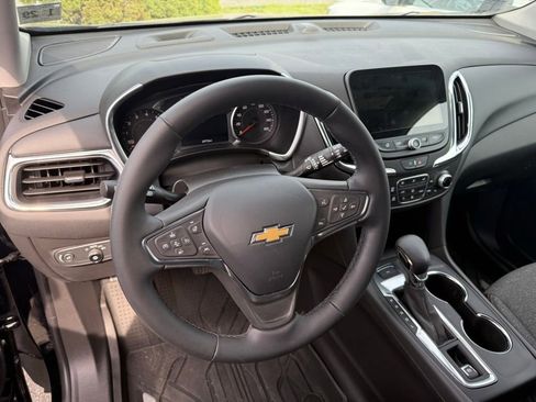 Used 2024 Chevrolet Equinox LT AWD/4WD image 15