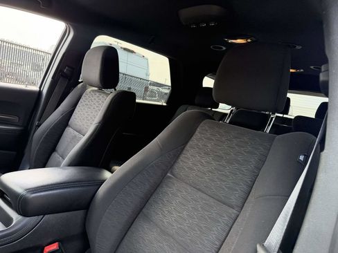 Certified 2022 Dodge Durango SXT w/ Blacktop Package AWD/4WD image 17