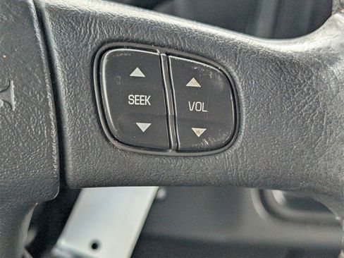 Used 2007 Chevrolet Silverado 2500 LT w/ Heavy-Duty Power Package image 23