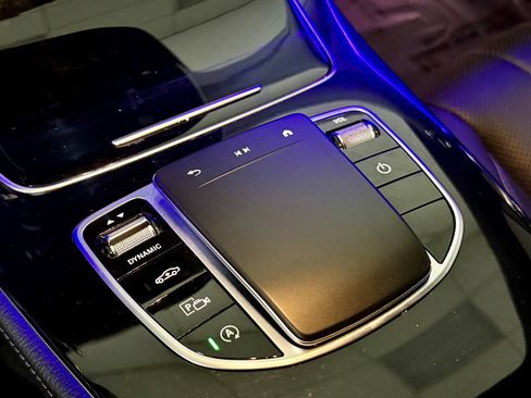Used 2022 Mercedes-Benz E 350 Sedan image 36