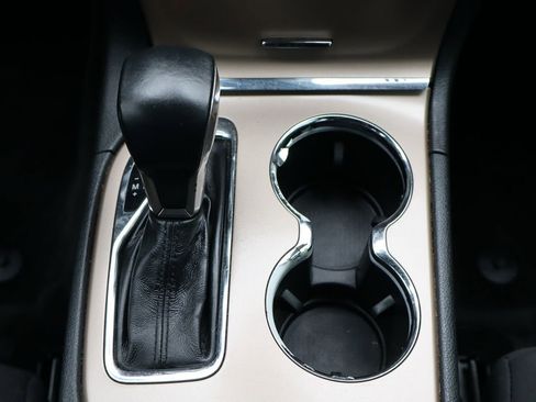 Used 2016 Jeep Grand Cherokee Laredo w/ Quick Order Package 23E image 34