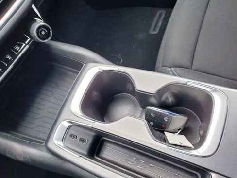 New 2026 Chevrolet Equinox EV LT image 19