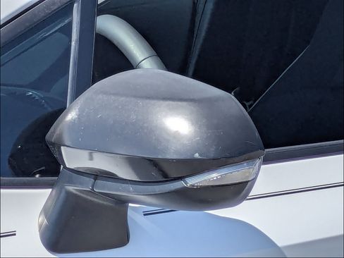 Used 2022 Toyota Corolla SE FWD image 12