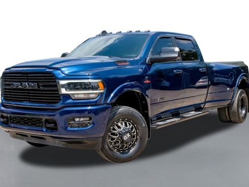 Used 2020 RAM 3500 Laramie w/ Night Edition AWD/4WD image 4