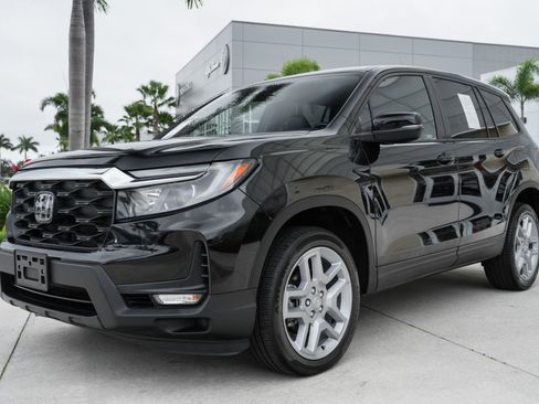 Used 2024 Honda Passport EX-L image 5