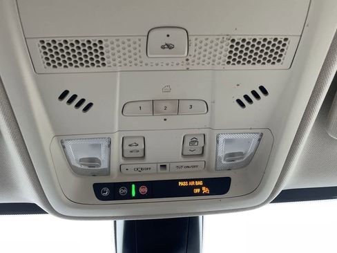 Certified 2022 Cadillac XT5 Premium Luxury image 31